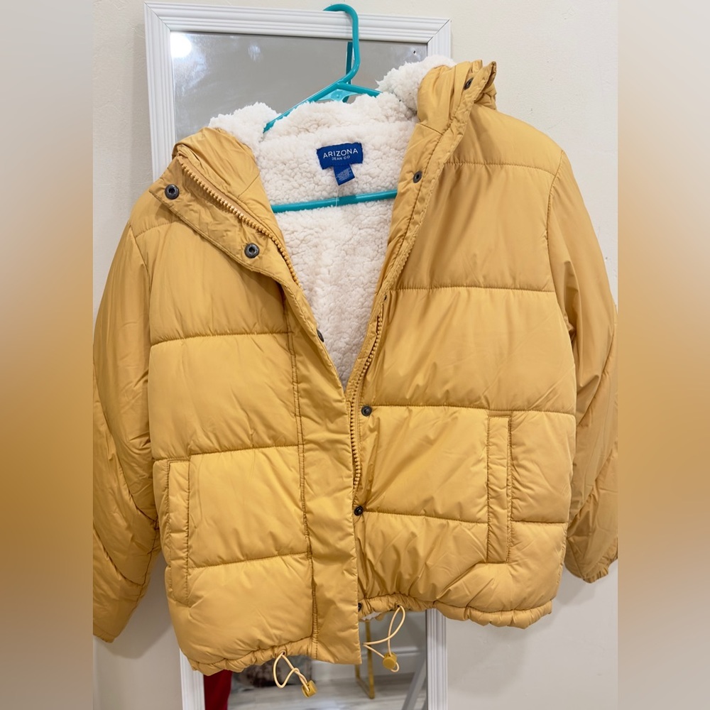 Arizona Heavyweight Puffer Jacket. NWOT Size:XS